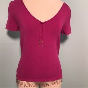 Susan Lewis knit pullover blouse beaded hemline v neck size S Fuscia